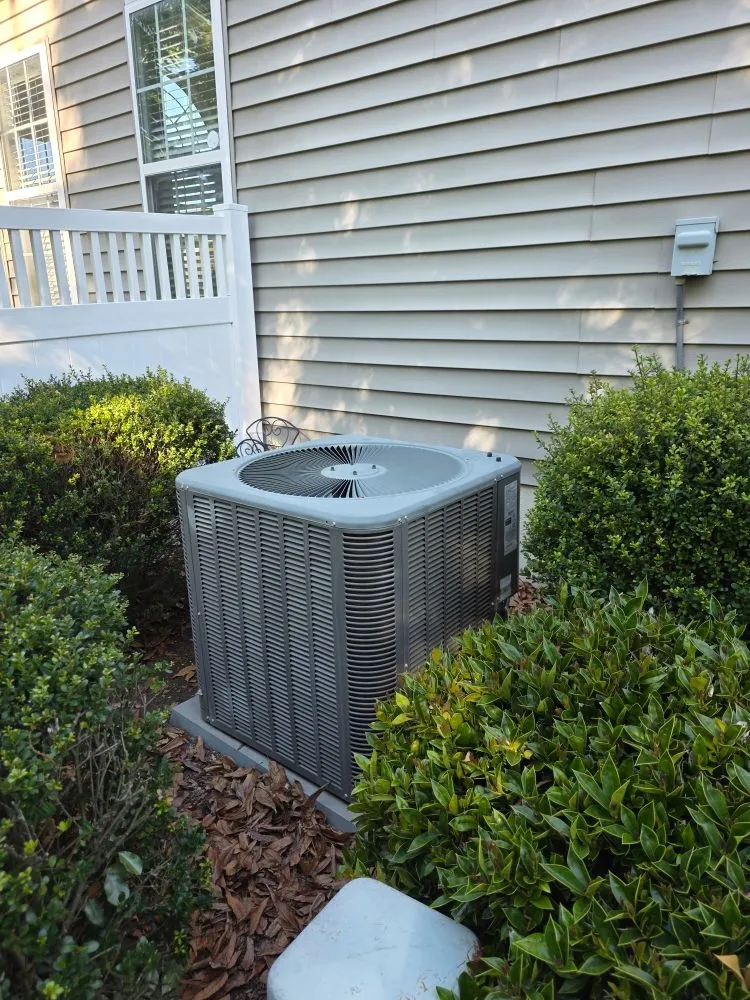 Slide of Fuse HVAC & Appliance Repair