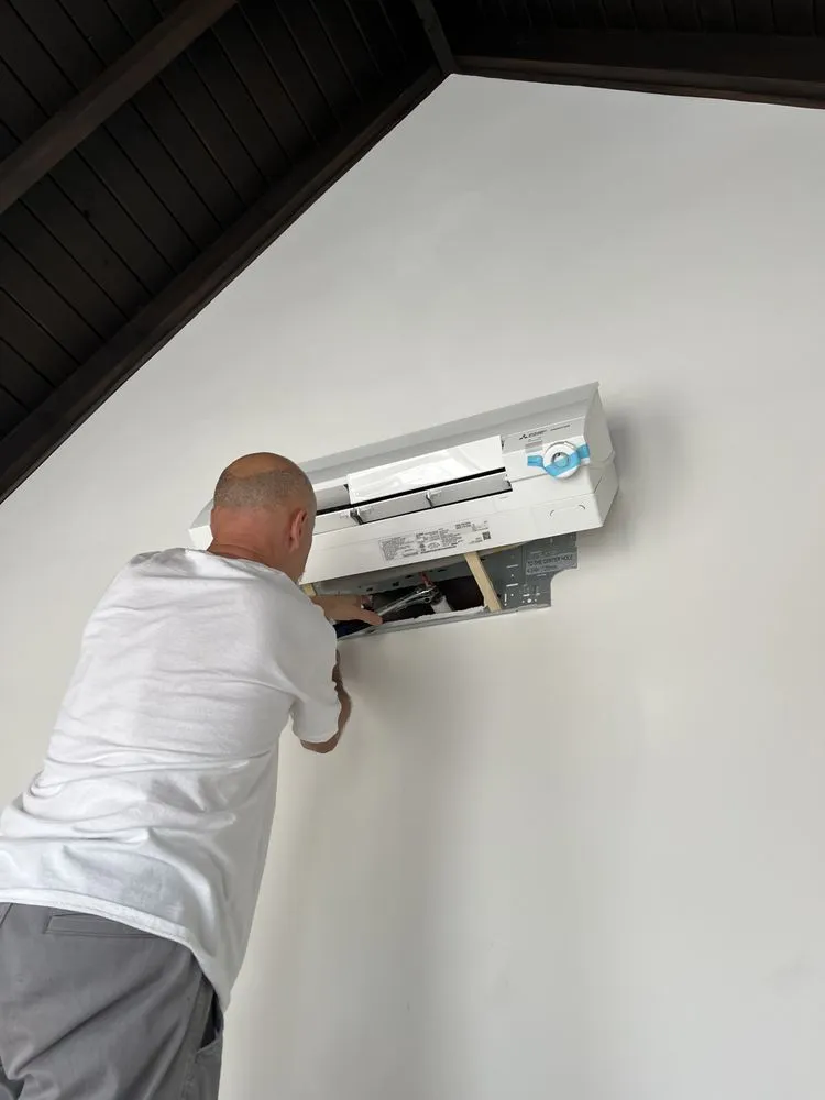 Slide of Fuse Service