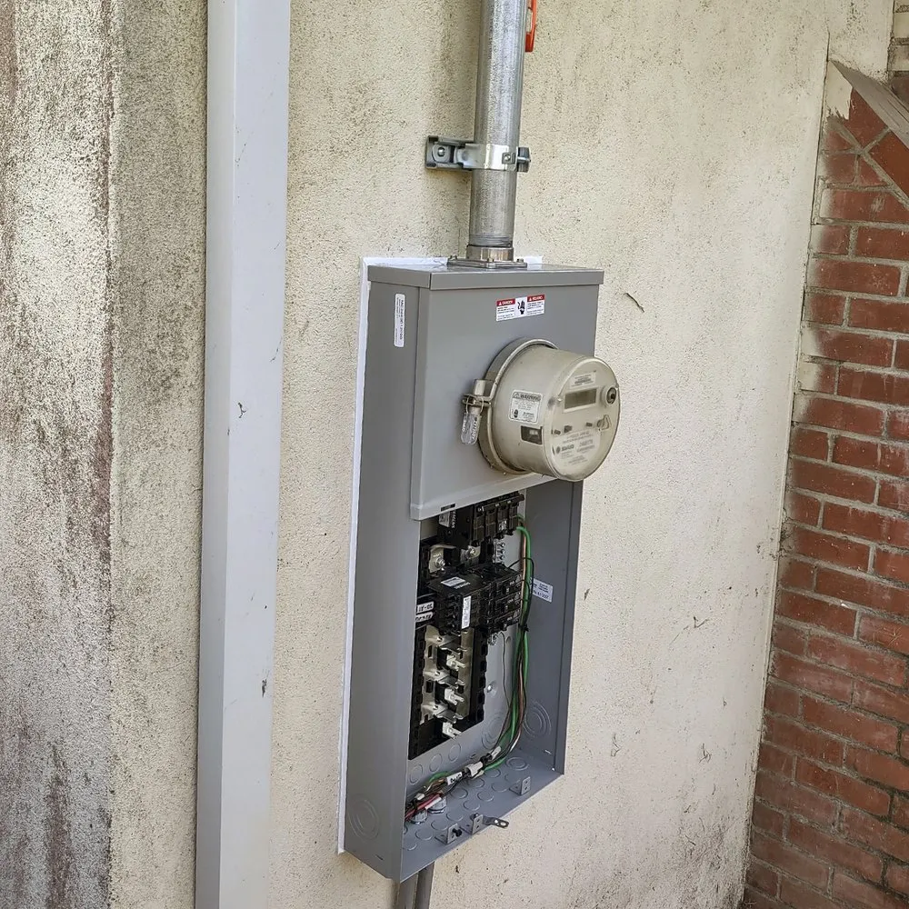 Slide of Fuse Service HVAC & Electrical