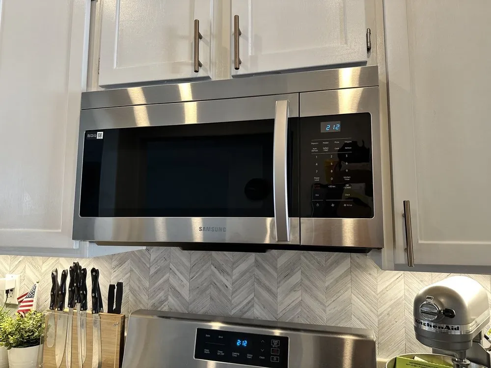 Slide of Fuse Service