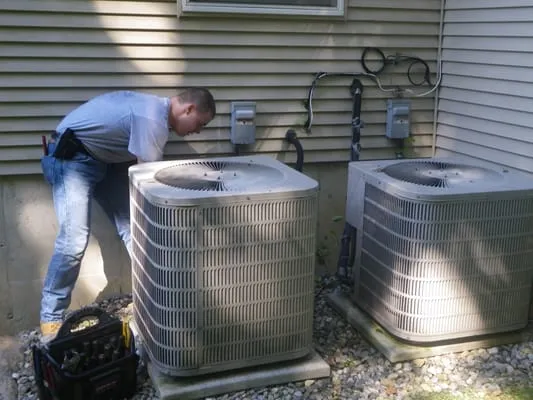 G & M Heating & Air Conditioning Logo