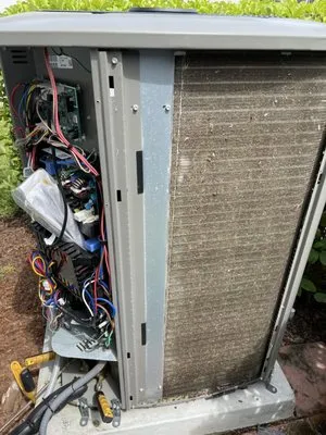 G Tech Air & Heat Logo