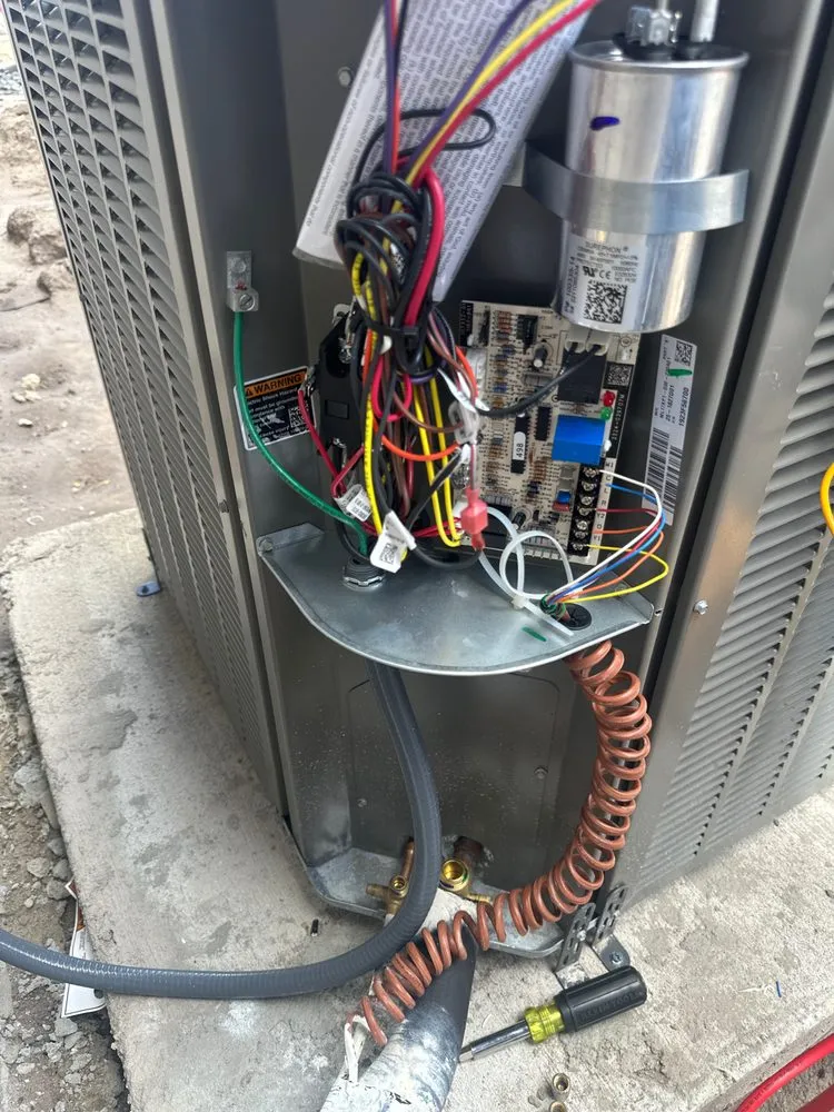 Slide of Galaxy Breeze AC