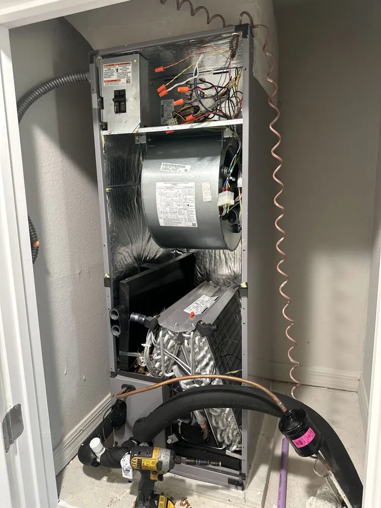 Slide of Galaxy Breeze AC