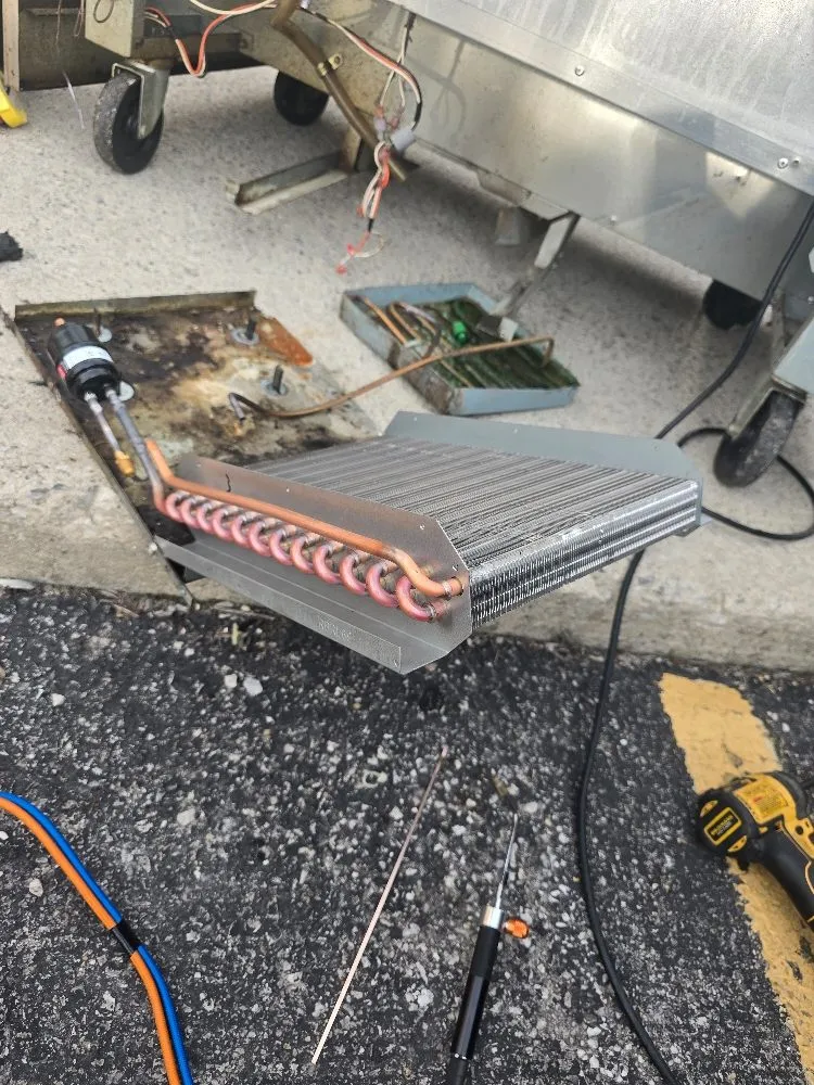 Slide of Garcias Elite Contractors