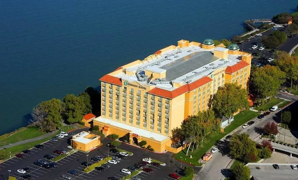 Slide of GEA Energy Consulting & Engineering Services