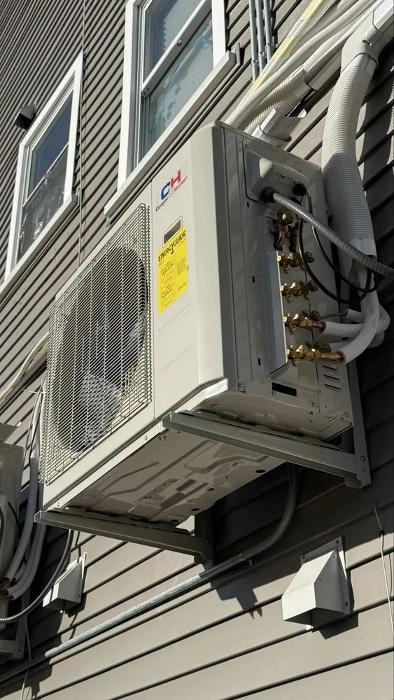 Slide of GEK Hvac Tech