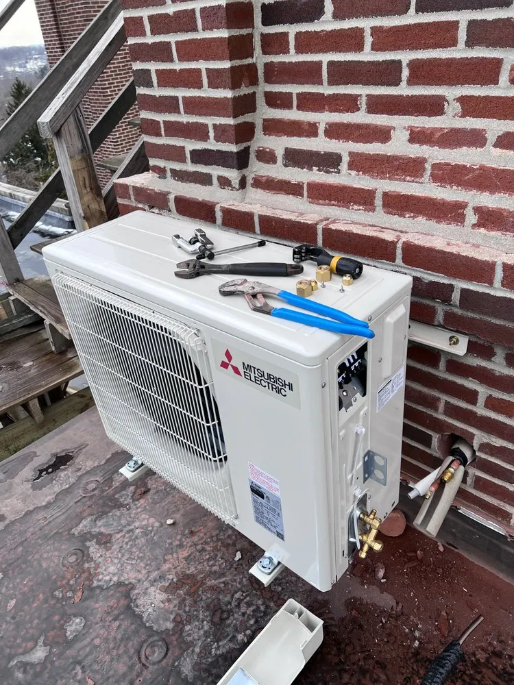 Slide of Gemini's Heating and Cooling