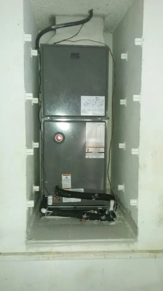 Slide of Gemstar Contractrs