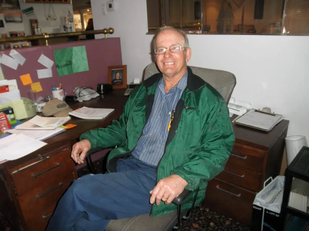 Slide of Gene's RV & A/C Repair