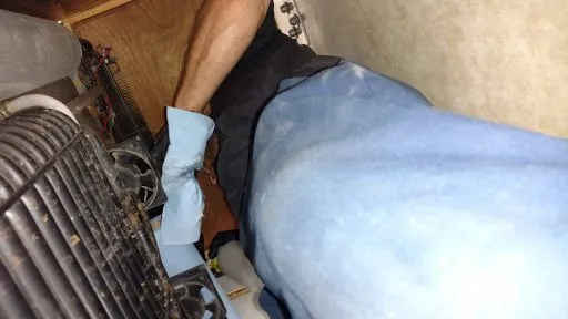 Slide of Gene's RV & A/C Repair