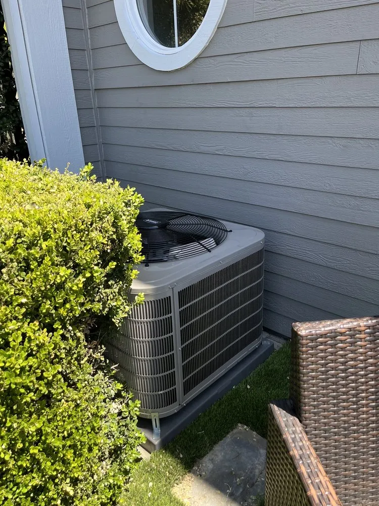 Slide of Genesis Heating and AC Repair