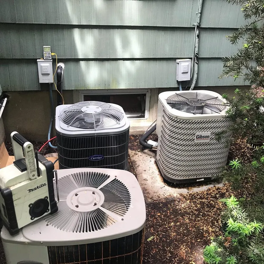 Slide of Genove Oil & Air