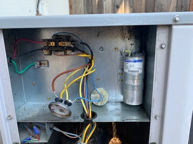 Slide of Genuine Service Appliance Repair