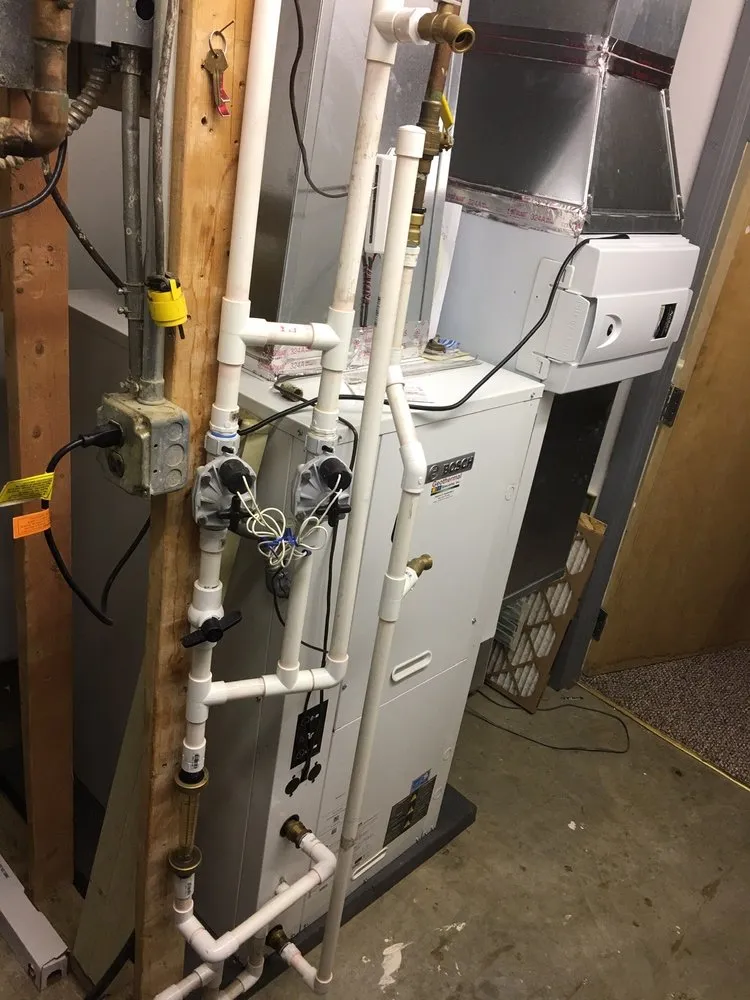 Slide of Geothermal Specialist