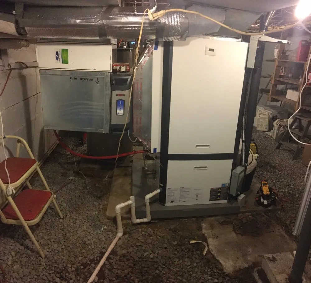 Slide of Geothermal Specialist