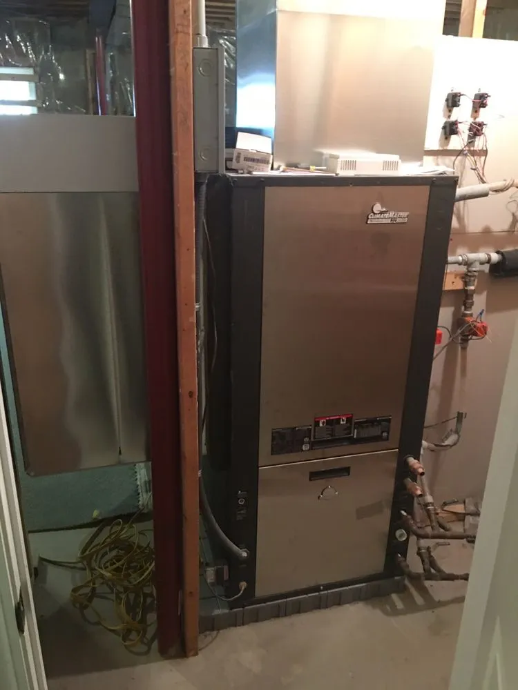 Slide of Geothermal Specialist