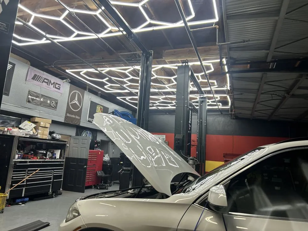 Slide of German Auto Doctor