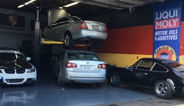 Slide of German Auto Doctor