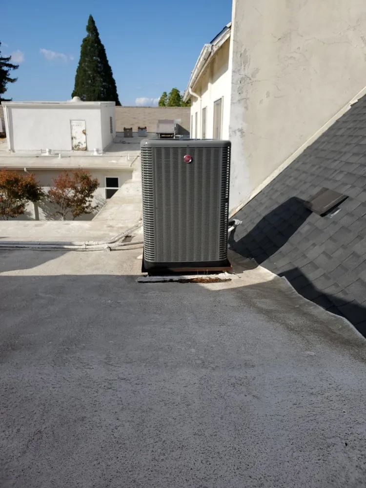 Slide of Giddens Brothers Plumbing Heating & Air