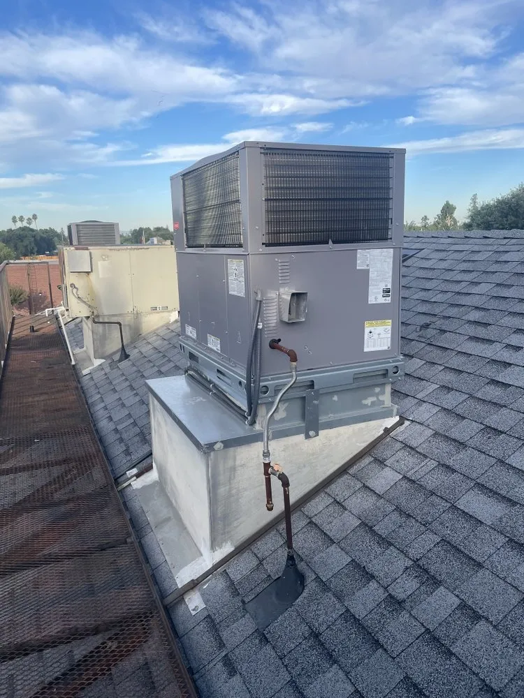 Slide of Giddens Brothers Plumbing Heating & Air