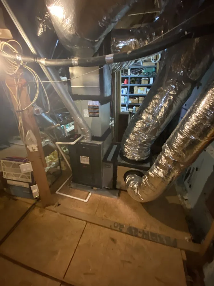 Slide of Gilbert's Air Specialists