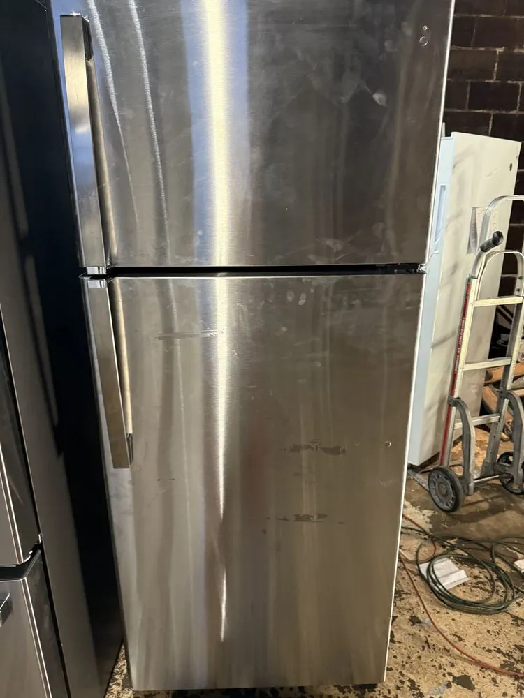 Slide of Giovanny Commercial Refrigeration Multiservices