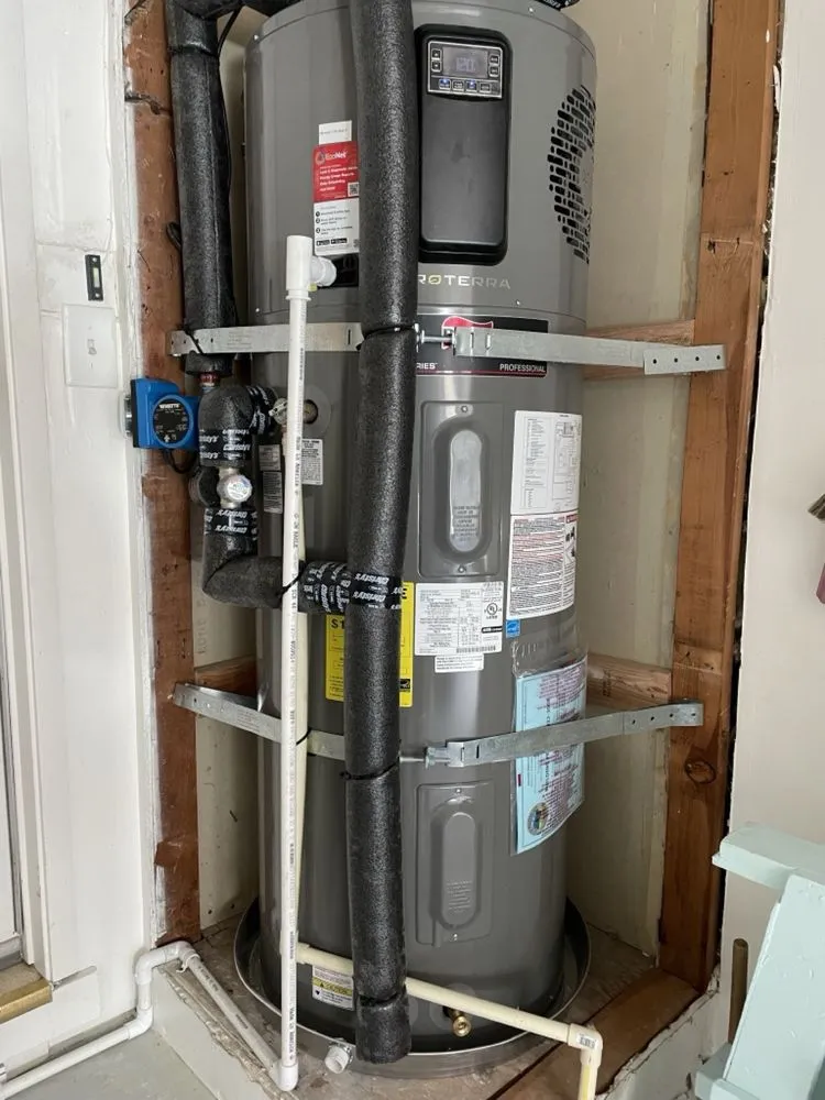 Slide of GLD Green Energy