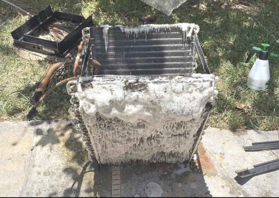 Slide of Global Air Express