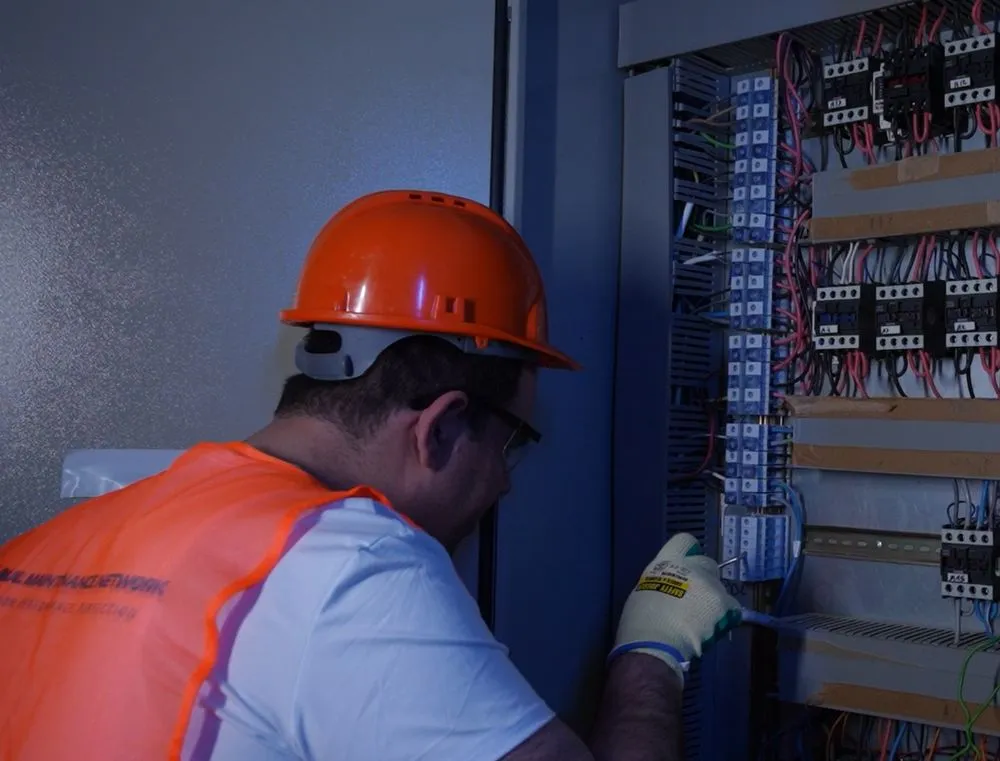 Slide of Global Maintenance Network