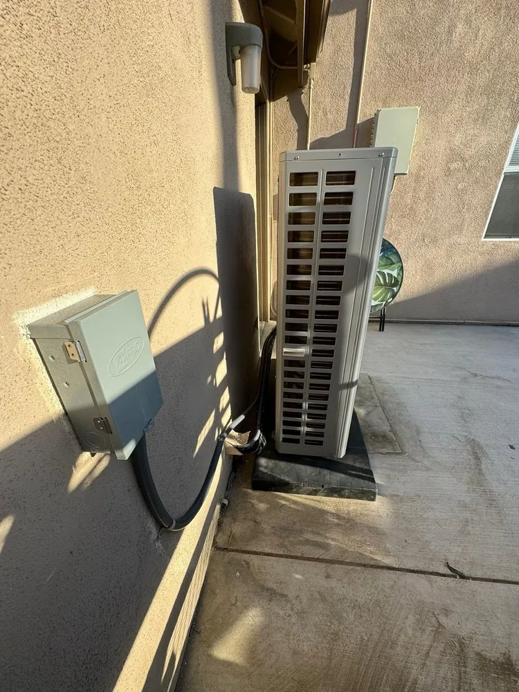 Slide of Globus HVAC & Solutions