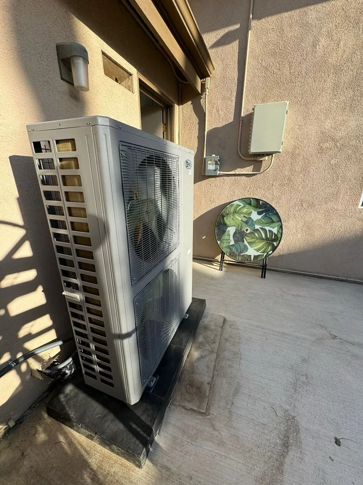 Slide of Globus HVAC & Solutions