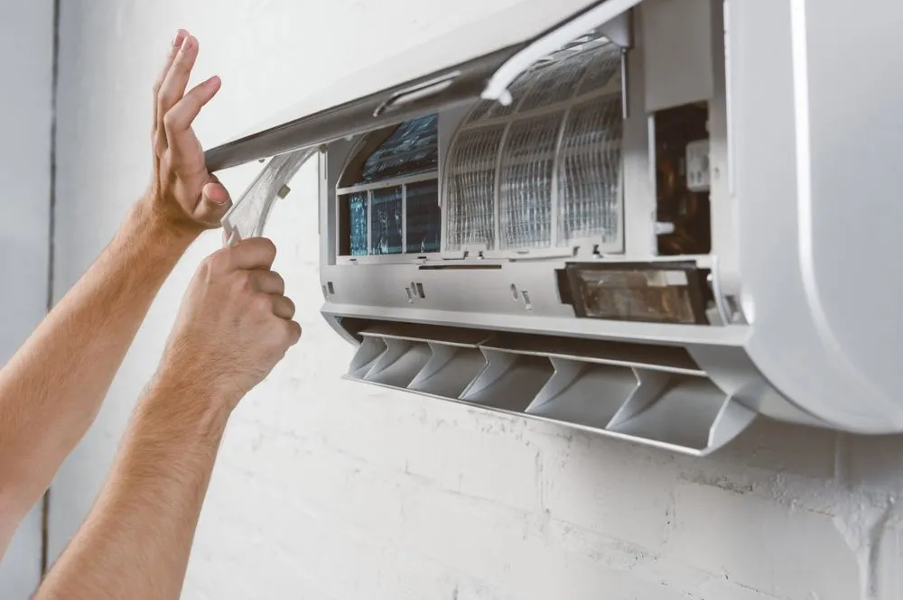 Slide of Glorya's Home Services