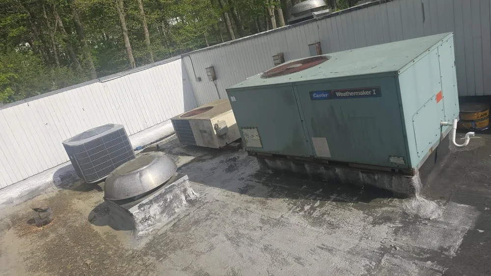 Slide of G&M Heating and Cooling