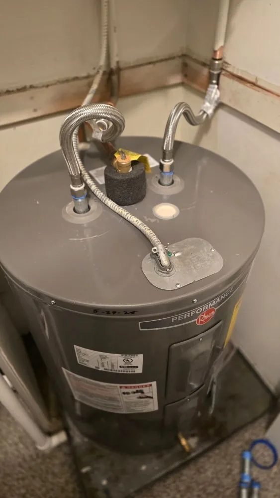 Slide of G&M Heating and Cooling