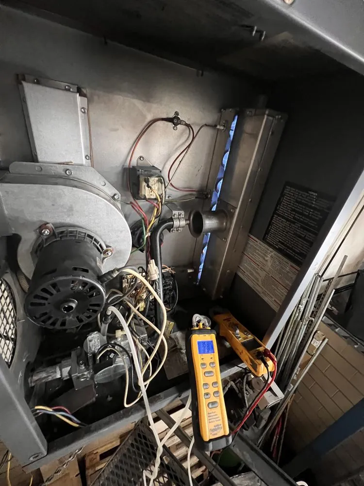 Slide of GM2 Air Conditioning & Services