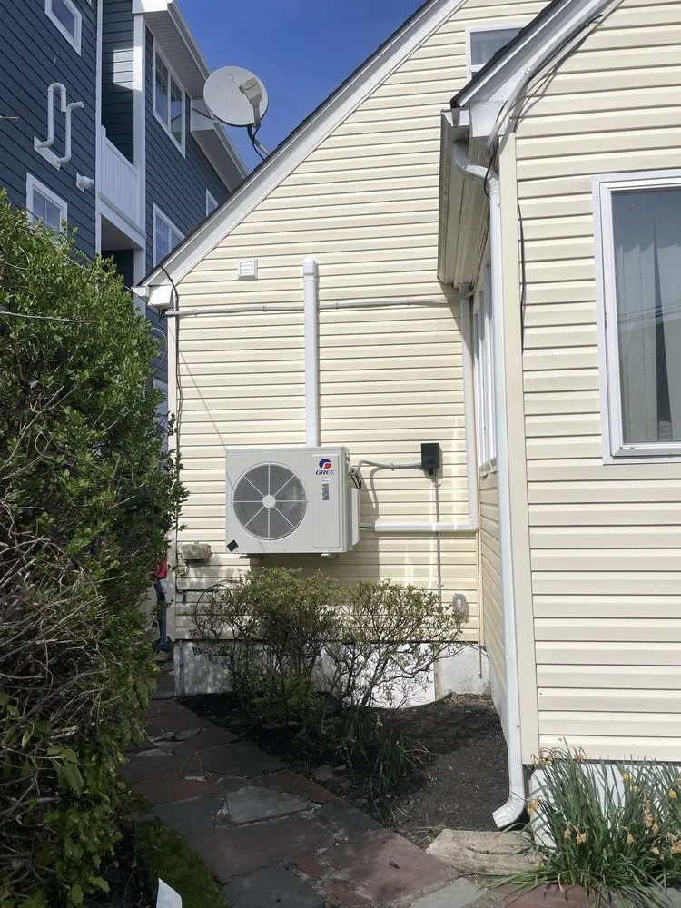 Slide of Gnomes On Homes