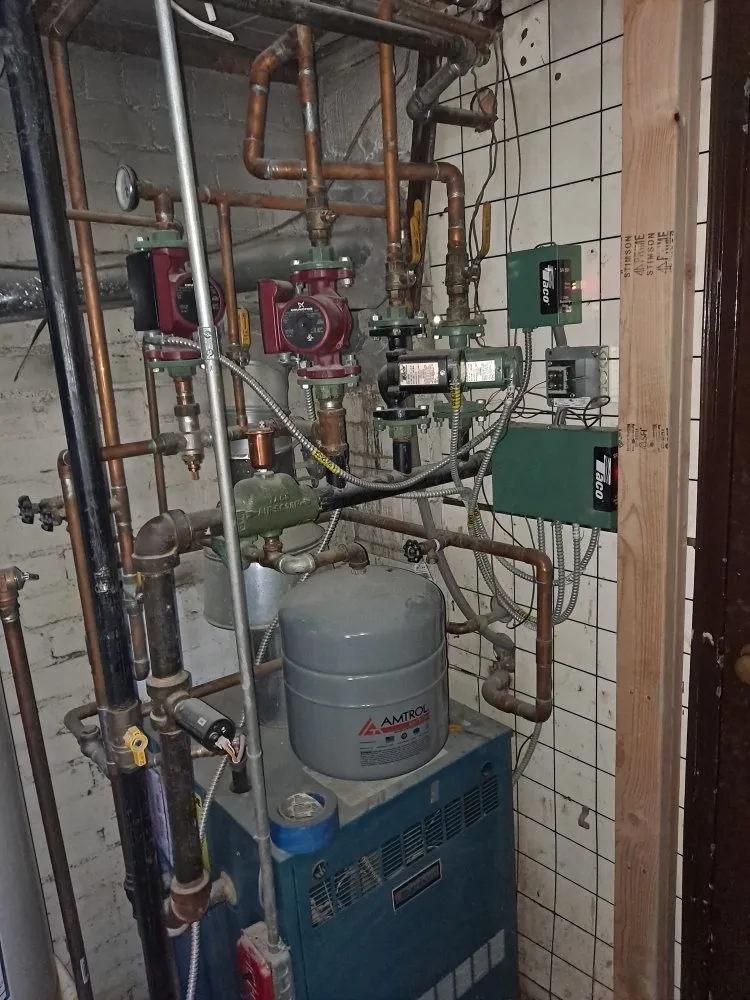 Slide of Go Green Contractors