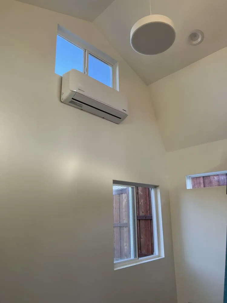 Slide of Gold Coast Heating and Air