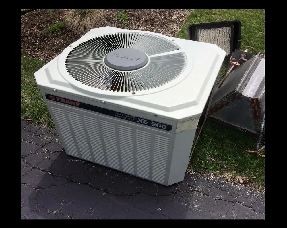 Slide of Golden Heater Service Aventura