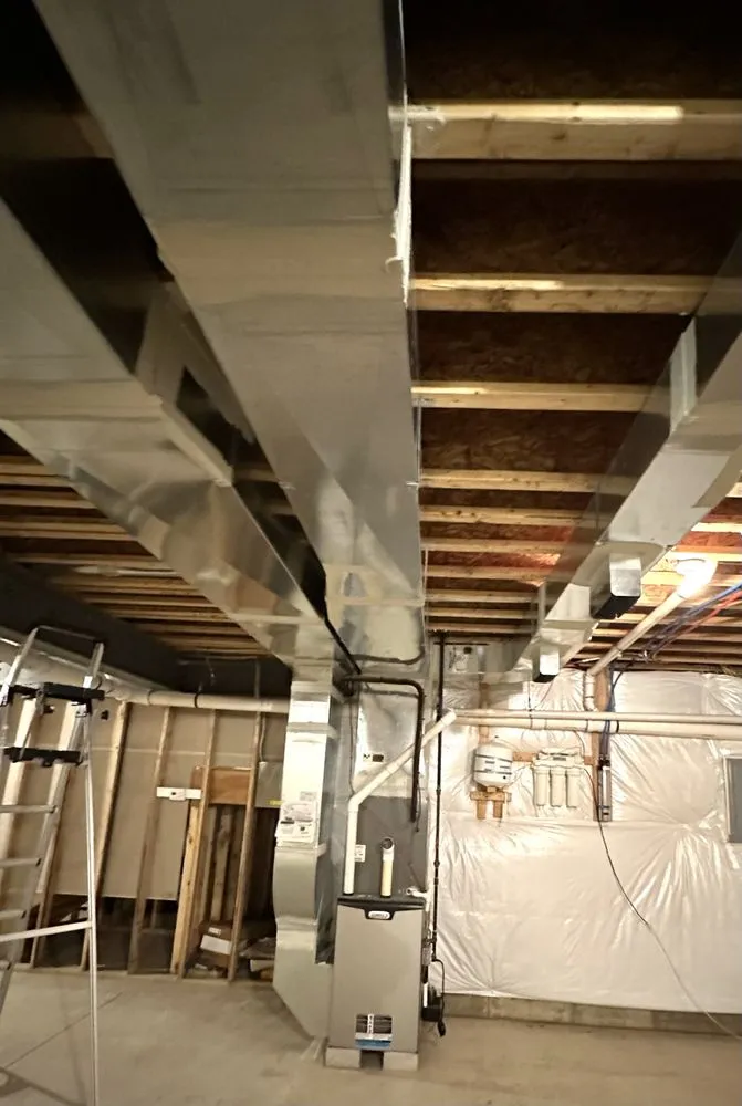 Slide of Goldstar Heating & Cooling