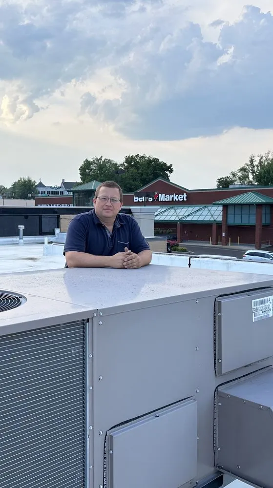 Slide of Goldstar Heating & Cooling