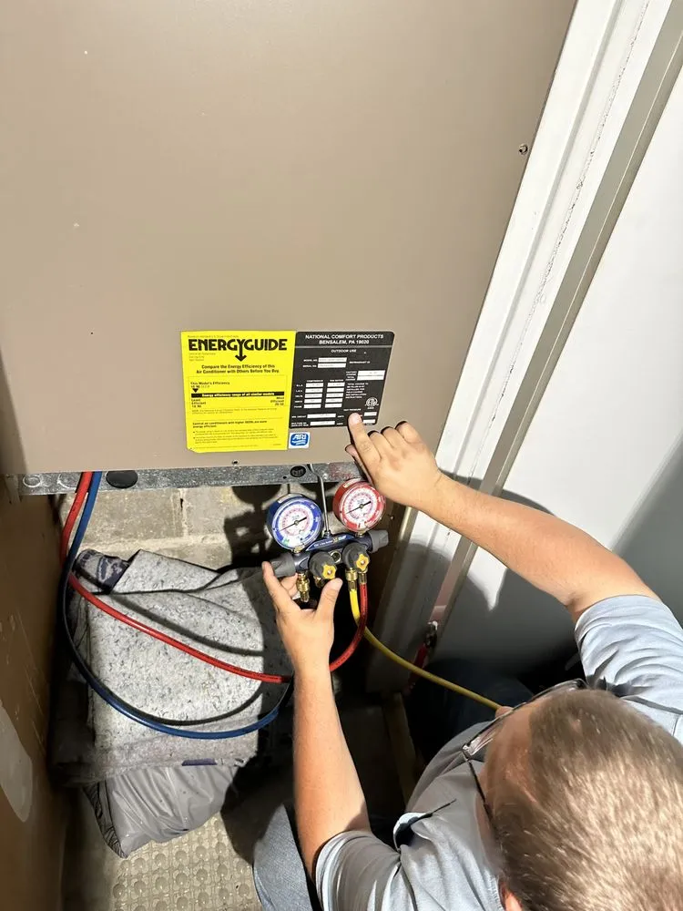 Slide of Goldstar Heating & Cooling