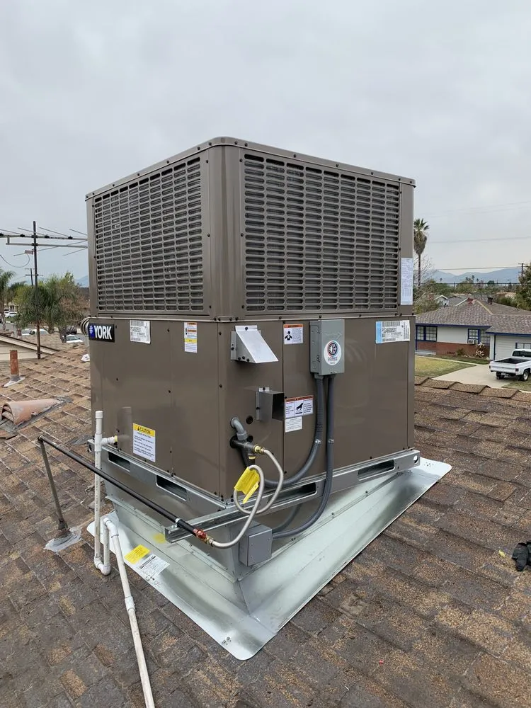 Slide of GOMEZ Air Conditioning