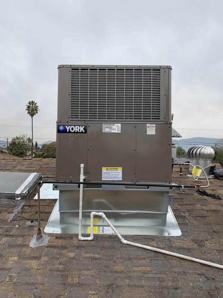 Slide of GOMEZ Air Conditioning