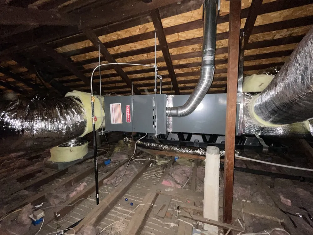 Slide of Gomez Air Conditioning