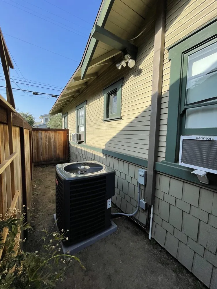 Slide of Gomez Air Conditioning