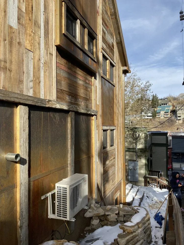 Slide of Gomez Air Conditioning