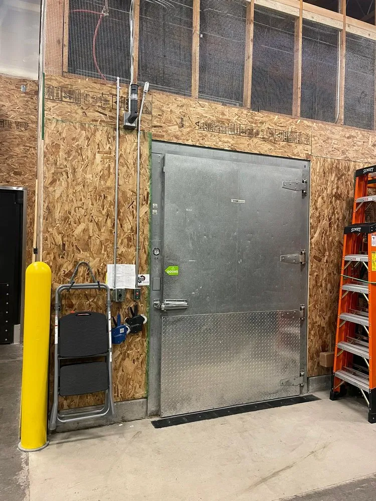 Slide of Gomez Contracting Services.