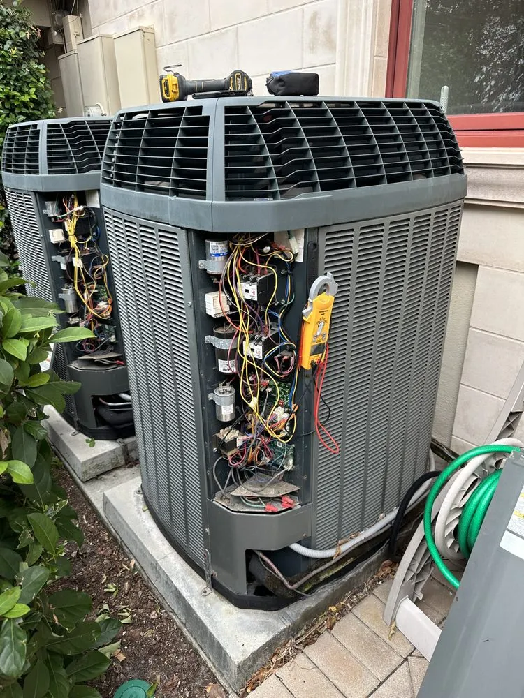 Slide of Gomez Solutions HVAC